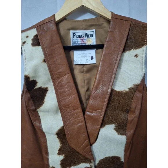 Vintage Pioneer Wear Cowhide Leather Vest Women Sz 12 Cow Print Western USA Made - Picture 7 of 14